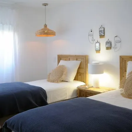 Apartment St. Tropez Superbe T4. Centre Ville, A 100m! *